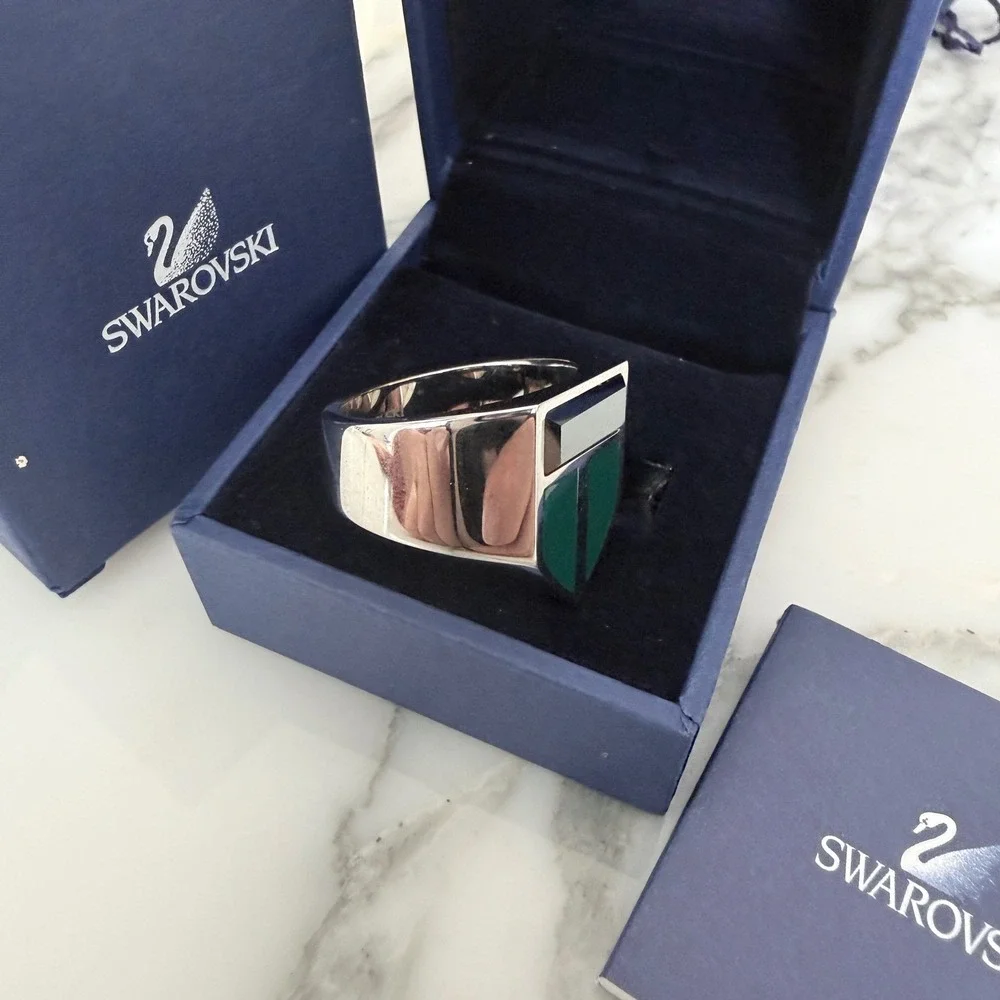 Swarovski Men's New England Ring, Green, Size 62 (10‎ US)